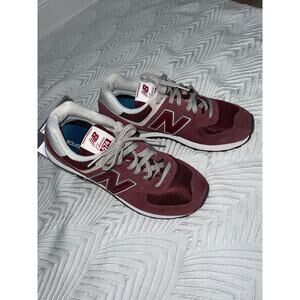 New Balance 574 Classic Suede Unisex Shoes Size 9 Burgundy